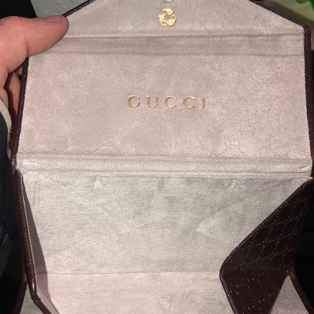 Gucci - Picture 3 of 3